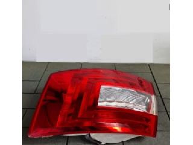 bontott SKODA OCTAVIA III Jobb Külső Hátsó Lámpa