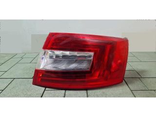 bontott SKODA OCTAVIA III Jobb Külső Hátsó Lámpa