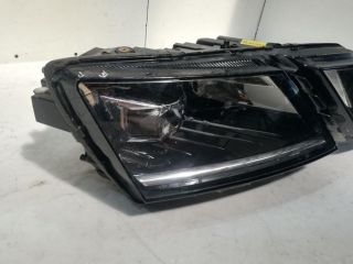 bontott SKODA OCTAVIA III Jobb Ledes Fényszóró