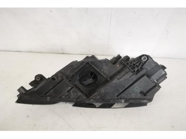 bontott SKODA OCTAVIA III Jobb Ledes Fényszóró