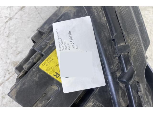 bontott SKODA OCTAVIA III Jobb Ledes Fényszóró