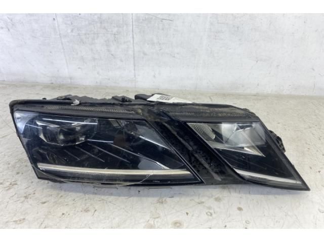 bontott SKODA OCTAVIA III Jobb Ledes Fényszóró