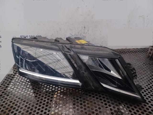bontott SKODA OCTAVIA III Jobb Ledes Fényszóró