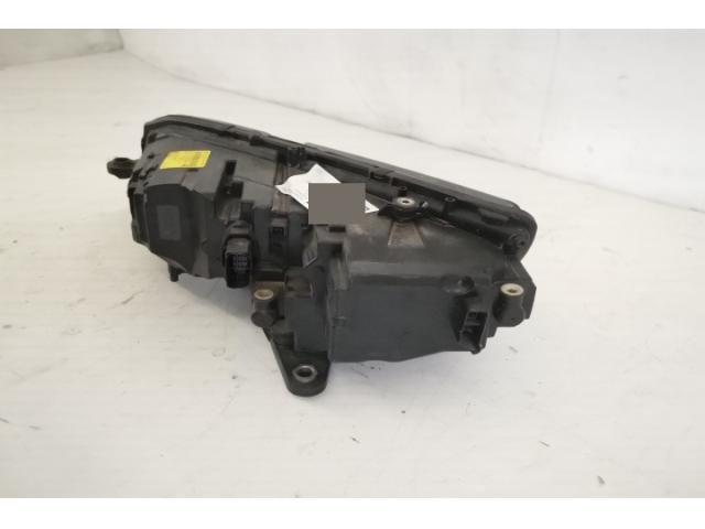 bontott SKODA OCTAVIA III Jobb Ledes Fényszóró