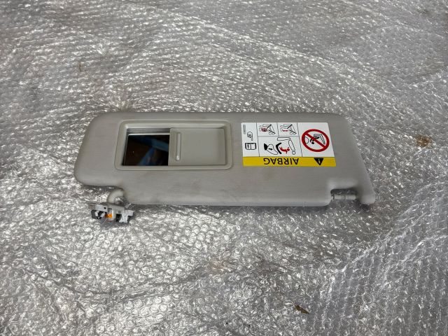 bontott SKODA OCTAVIA III Jobb Napellenző