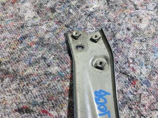 bontott SKODA OCTAVIA III Jobb Sárvédő Oldaltartó