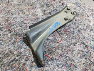 bontott SKODA OCTAVIA III Jobb Sárvédő Oldaltartó