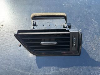 bontott SKODA OCTAVIA III Jobb Szellőző