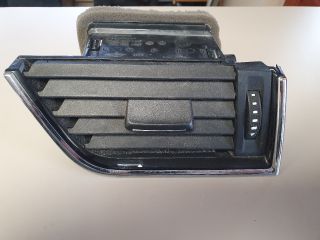 bontott SKODA OCTAVIA III Jobb Szellőző