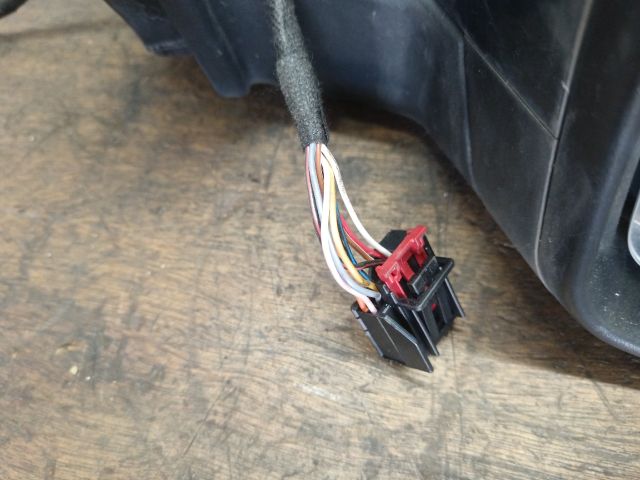 bontott SKODA OCTAVIA III Jobb Visszapillantó Tükör (Elektromos)