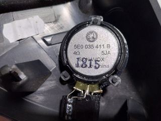 bontott SKODA OCTAVIA III Jobb Visszapillantó Tükör Előtti Burkolat