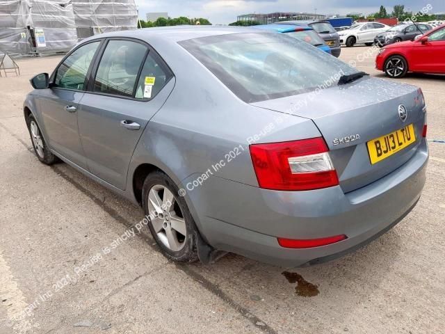 bontott SKODA OCTAVIA III Kardánbox