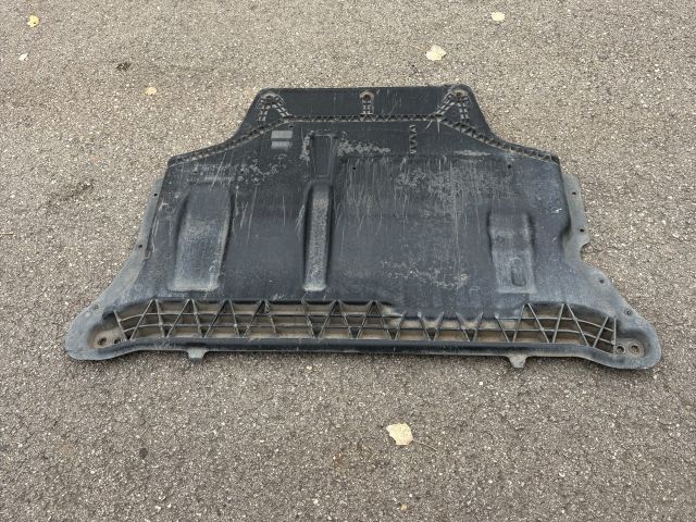 bontott SKODA OCTAVIA III Kartervédő