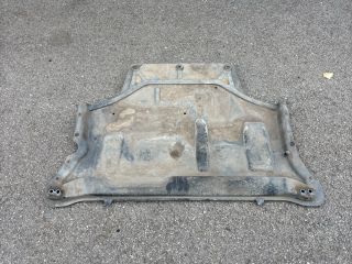 bontott SKODA OCTAVIA III Kartervédő