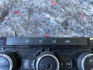 bontott SKODA OCTAVIA III Klíma Kapcsoló