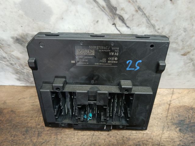 bontott SKODA OCTAVIA III Komfort Elektronika