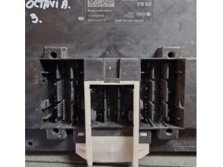 bontott SKODA OCTAVIA III Komfort Elektronika
