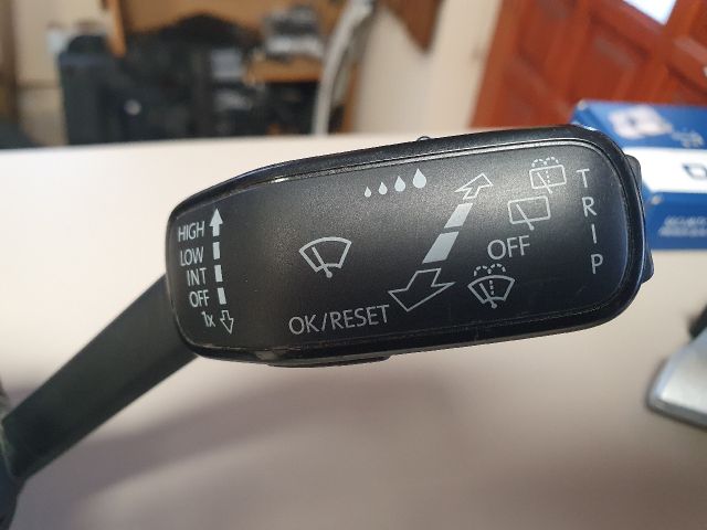 bontott SKODA OCTAVIA III Komplett Kormánykapcsoló (Bajuszkapcsoló)