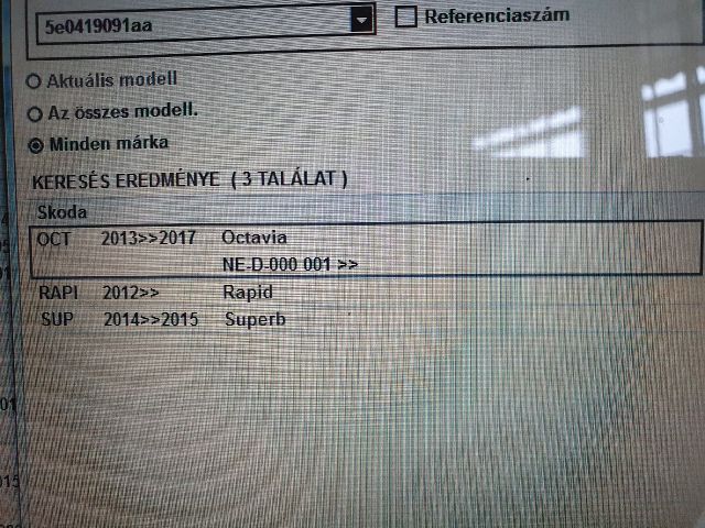 bontott SKODA OCTAVIA III Kormány