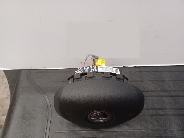 bontott SKODA OCTAVIA III Kormánylégzsák