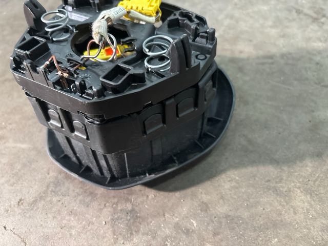 bontott SKODA OCTAVIA III Kormánylégzsák