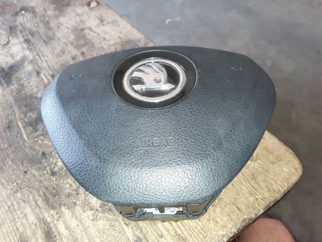 bontott SKODA OCTAVIA III Kormánylégzsák