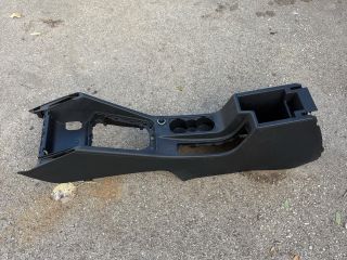 bontott SKODA OCTAVIA III Középkonzol Keret