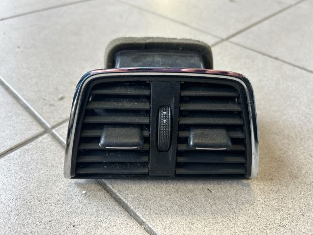 bontott SKODA OCTAVIA III Középső Szellőző