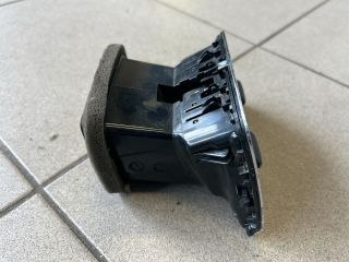 bontott SKODA OCTAVIA III Középső Szellőző