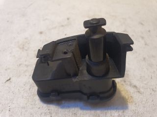 bontott SKODA OCTAVIA III Központizár Motor Tankajtó