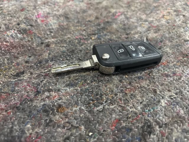 bontott SKODA OCTAVIA III Kulcs