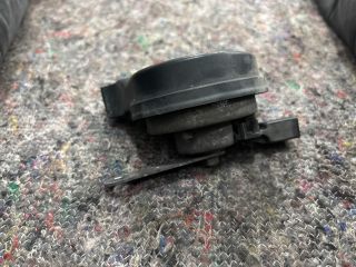 bontott SKODA OCTAVIA III Kürt