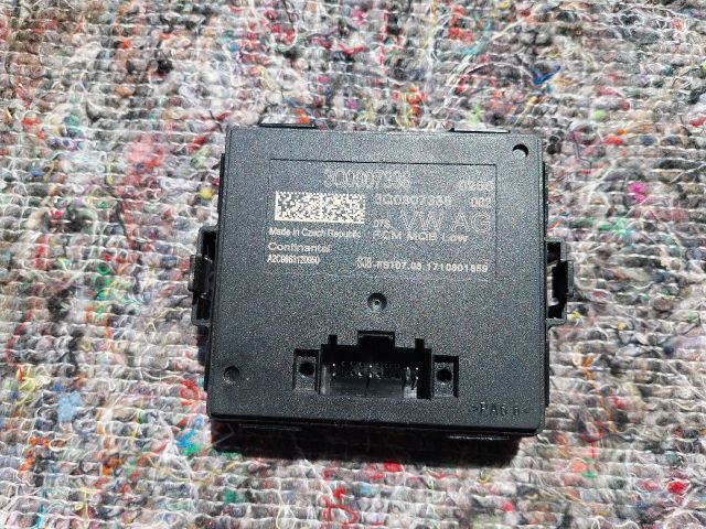 bontott SKODA OCTAVIA III Lámpa Vezérlő