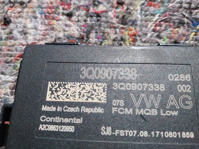 bontott SKODA OCTAVIA III Lámpa Vezérlő