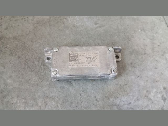 bontott SKODA OCTAVIA III Lámpa Vezérlő