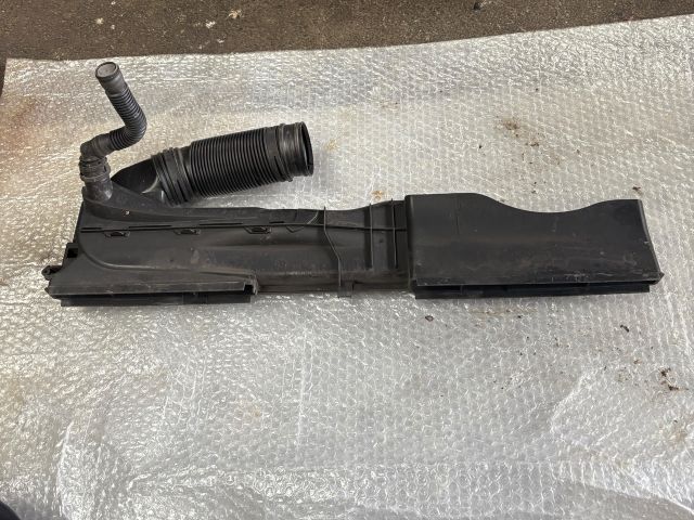 bontott SKODA OCTAVIA III Légbeömlő