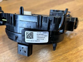 bontott SKODA OCTAVIA III Légzsák Átvezető Szalagkábel