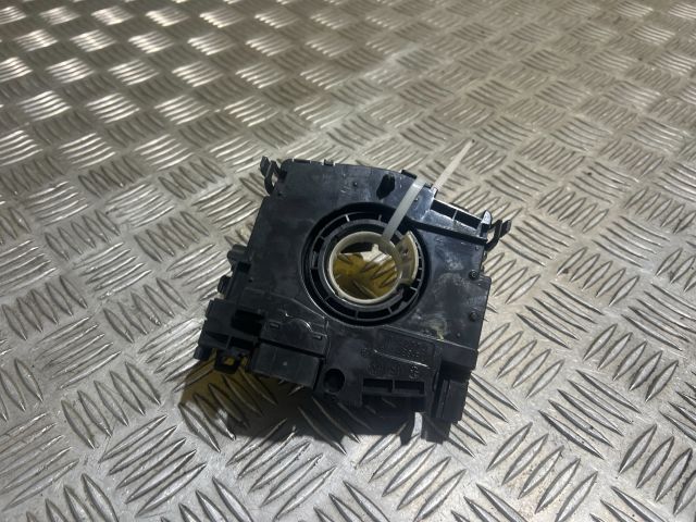 bontott SKODA OCTAVIA III Légzsák Átvezető Szalagkábel