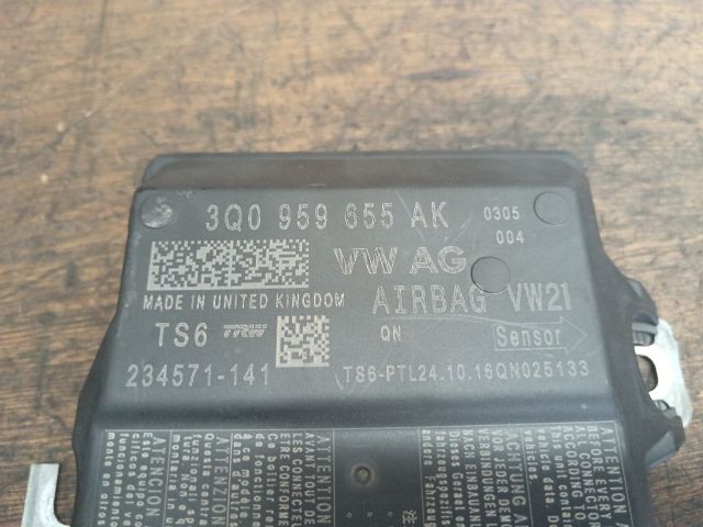 bontott SKODA OCTAVIA III Légzsák Elektronika