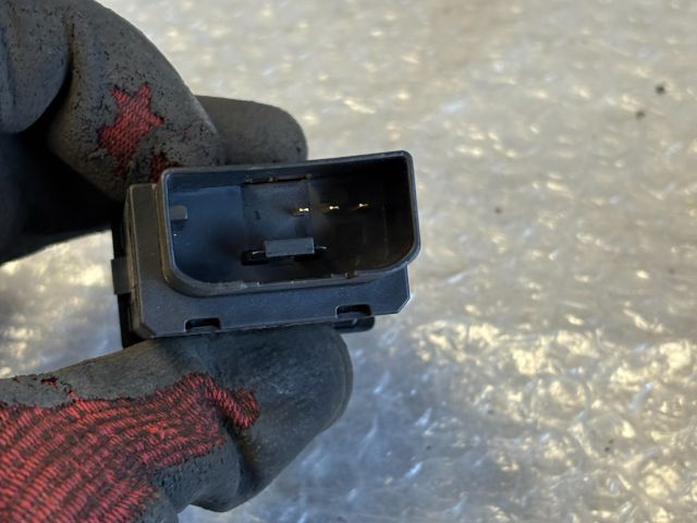 bontott SKODA OCTAVIA III Légzsák Kapcsoló