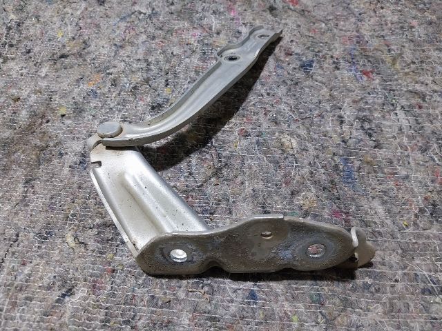 bontott SKODA OCTAVIA III Motorháztető Bal Zsanér