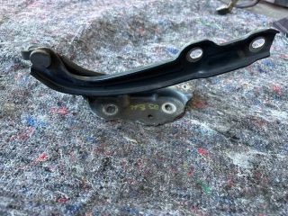 bontott SKODA OCTAVIA III Motorháztető Bal Zsanér