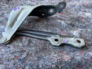 bontott SKODA OCTAVIA III Motorháztető Bal Zsanér