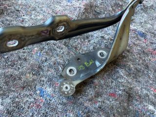 bontott SKODA OCTAVIA III Motorháztető Bal Zsanér