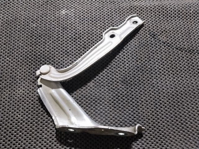 bontott SKODA OCTAVIA III Motorháztető Bal Zsanér