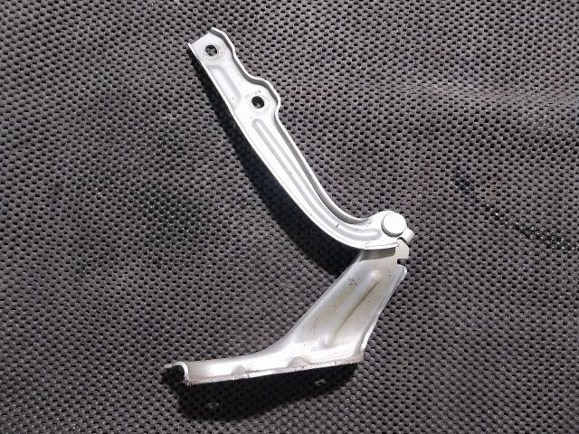 bontott SKODA OCTAVIA III Motorháztető Jobb Zsanér