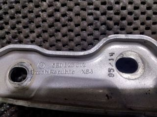 bontott SKODA OCTAVIA III Motorháztető Jobb Zsanér