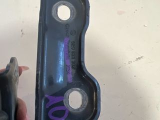 bontott SKODA OCTAVIA III Motorháztető Jobb Zsanér