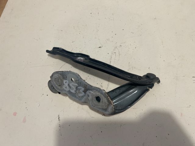 bontott SKODA OCTAVIA III Motorháztető Jobb Zsanér