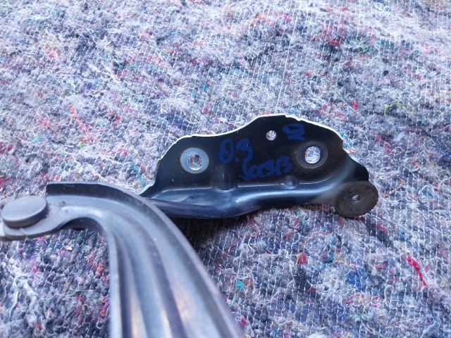 bontott SKODA OCTAVIA III Motorháztető Jobb Zsanér